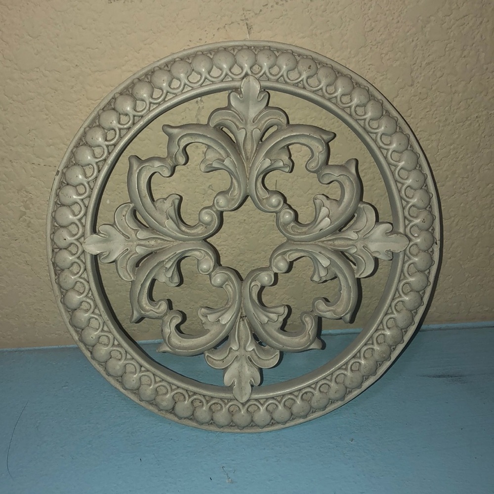Wall piece decor